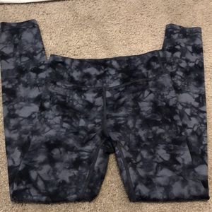 Athleta girl blue cloudy leggings L in girls